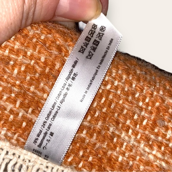 Urban Outfitters Wool Diamond Wall Hanging - Picture 12 of 13